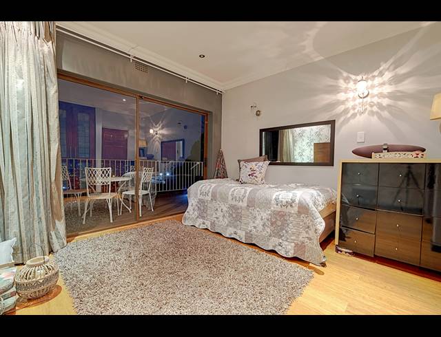5 BEDROOM HOUSE FOR SALE IN KENSINGTON